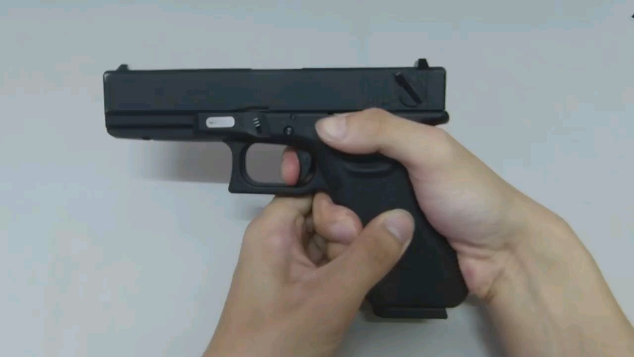 WE G18C GBB Gen3 开箱测评(少见的普通话+中文字幕)